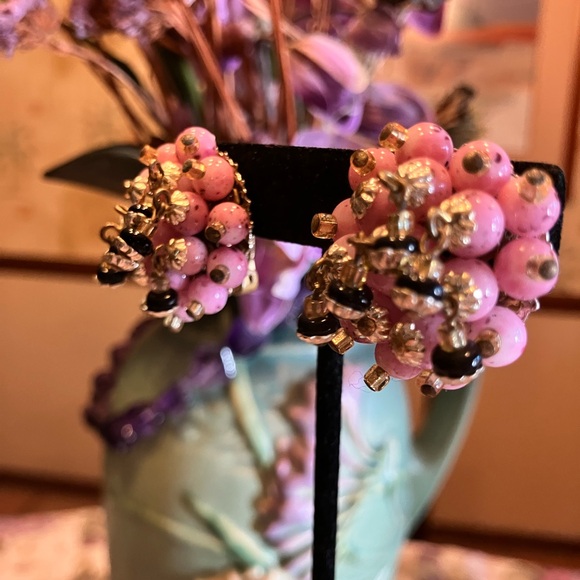 JAPAN EARRINGS MOVEABLE DETAILS - Picture 8 of 13